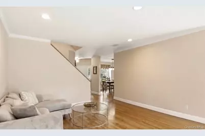 43 Lakebridge Drive S, Kings Park, NY 11754 - Photo 9