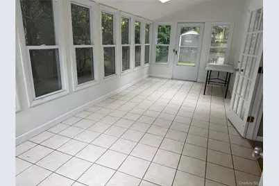 63 Chaucer Street, Hartsdale, NY 10530 - Photo 17