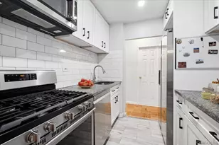 100 E Hartsdale Ave, Hartsdale, NY 10530 - Photo 15