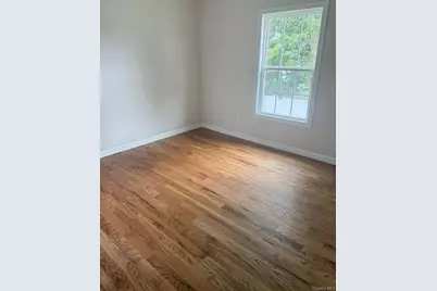 2 Gail Grace Court, Copiague, NY 11726 - Photo 13