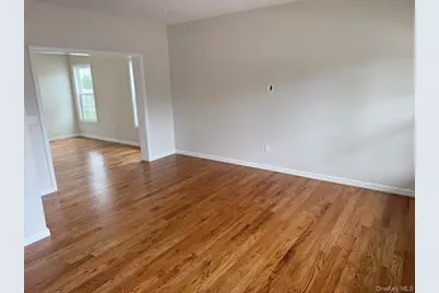 2 Gail Grace Court, Copiague, NY 11726 - Photo 3