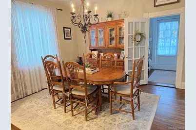 28 Pine Street, Sayville, NY 11782 - Photo 5