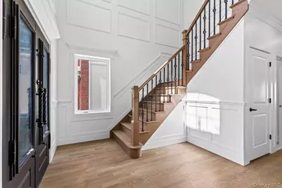 197 Finlay Street, New York, NY 10307 - Photo 5