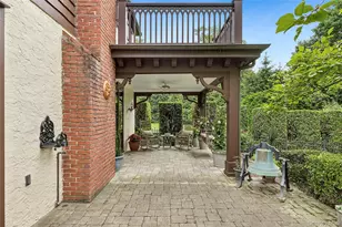 84 Luquer Rd, Manhasset, NY 11030 - Photo 21