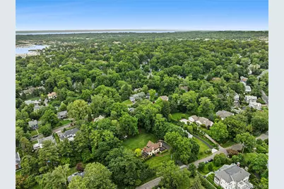 84 Luquer Road, Manhasset, NY 11030 - Photo 29