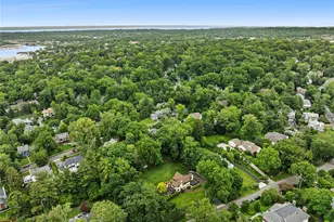 84 Luquer Rd, Manhasset, NY 11030 - Photo 29