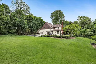 84 Luquer Road, Manhasset, NY 11030 - Photo 23