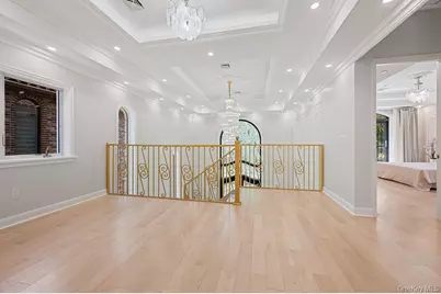 157-51 Rose Avenue, Flushing, NY 11355 - Photo 17