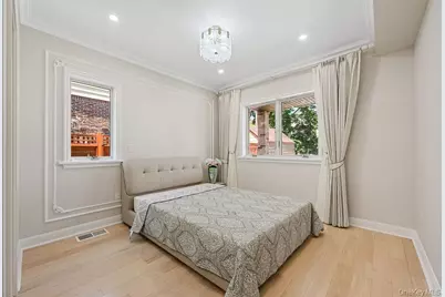 157-51 Rose Avenue, Flushing, NY 11355 - Photo 7