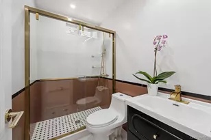 157-51 Rose Ave, Flushing, NY 11355 - Photo 15