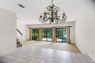 97 Northgate Cir, Melville, NY 11747 - Photo 9