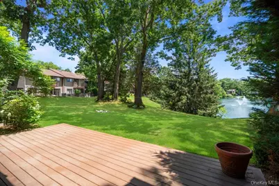 97 Northgate Circle, Melville, NY 11747 - Photo 25