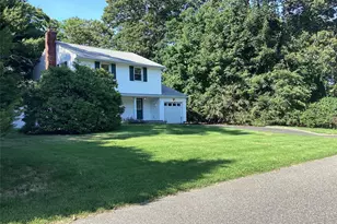 67 Soundview Dr, Port Jefferson, NY 11777 - Photo 13
