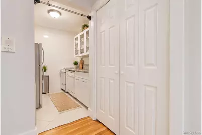 125 Beach 124 #6F, Rockaway Beach, NY 11694 - Photo 11