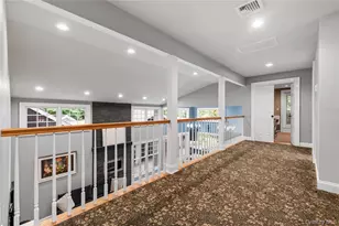 40 Coves Run, Syosset, NY 11791 - Photo 27