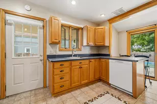 15 Delaware St, Port Jervis, NY 12771 - Photo 11