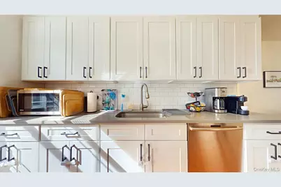 68-41 Dartmouth Street, Forest Hills, NY 11375 - Photo 11