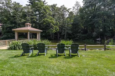 125 Country Club Drive, Jericho, NY 11753 - Photo 31
