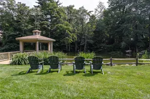 125 Country Club Dr, Jericho, NY 11753 - Photo 31