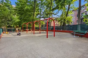 9-15 166th St, Whitestone, NY 11357 - Photo 15