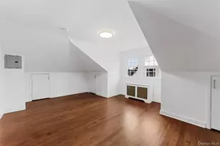 70 Normandy Rd, Yonkers, NY 10701 - Photo 15