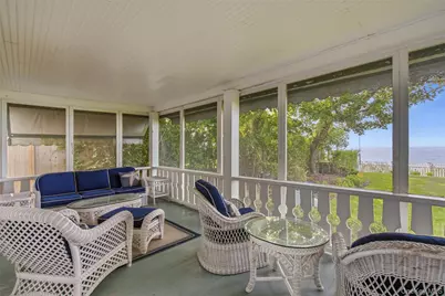 7 Thompson Street, Shoreham, NY 11786 - Photo 31