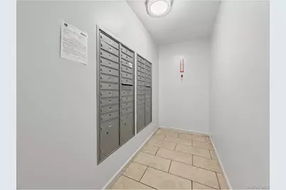 715 E 214th Street, Bronx, NY 10467 - Photo 5