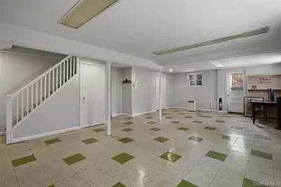419 Beach Avenue, Mamaroneck, NY 10543 - Photo 15