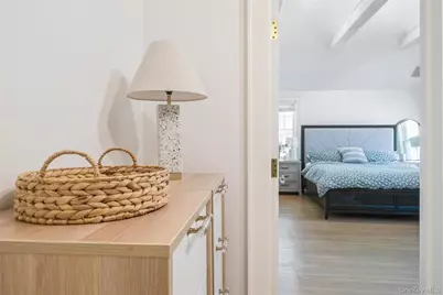71 Bar Beach Road, Port Washington, NY 11050 - Photo 17
