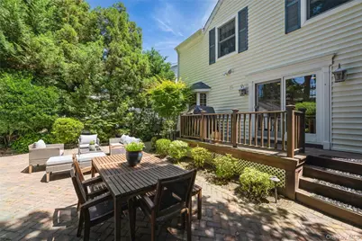 71 Bar Beach Road, Port Washington, NY 11050 - Photo 29
