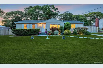 116 W Tiana Road, Hampton Bays, NY 11946 - Photo 3