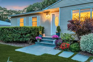 116 W Tiana Rd, Hampton Bays, NY 11946 - Photo 5