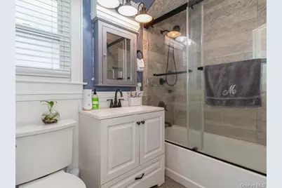 167 Lakeview Avenue, Lynbrook, NY 11563 - Photo 21