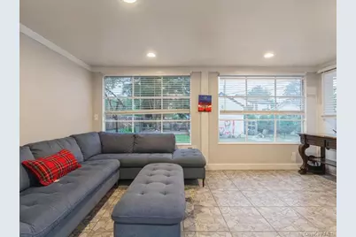 167 Lakeview Avenue, Lynbrook, NY 11563 - Photo 7