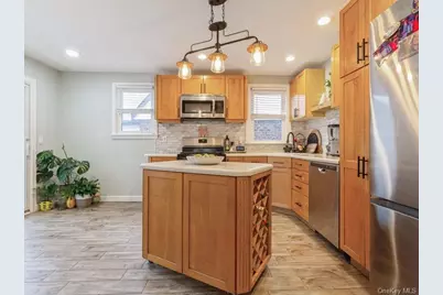167 Lakeview Avenue, Lynbrook, NY 11563 - Photo 9