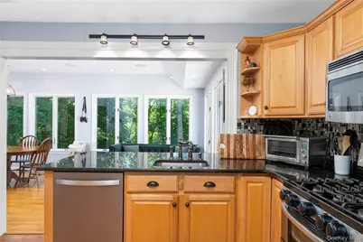 31 Wasson Drive, Poughkeepsie, NY 12603 - Photo 5