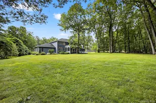 92 Brook Hollow Dr, New Windsor, NY 12553 - Photo 47