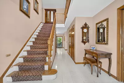 92 Brook Hollow Drive, New Windsor, NY 12553 - Photo 5
