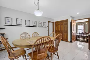 92 Brook Hollow Dr, New Windsor, NY 12553 - Photo 15