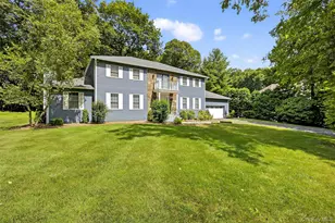92 Brook Hollow Dr, New Windsor, NY 12553 - Photo 3