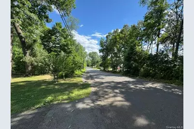 49 Chestnut Lane, Newburgh, NY 12550 - Photo 35