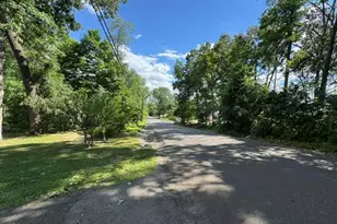 49 Chestnut Ln, Newburgh, NY 12550 - Photo 35