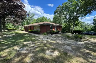 49 Chestnut Ln, Newburgh, NY 12550 - Photo 33