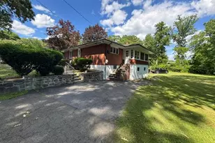 49 Chestnut Ln, Newburgh, NY 12550 - Photo 37