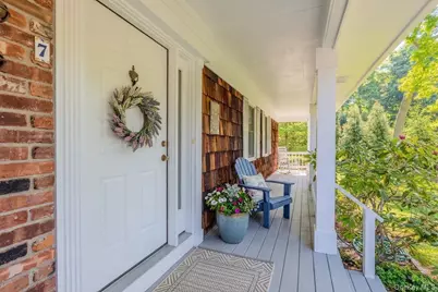 7 Cedarwood Court, Setauket, NY 11733 - Photo 5