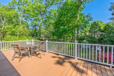 7 Cedarwood Court, Setauket, NY 11733 - Photo 27