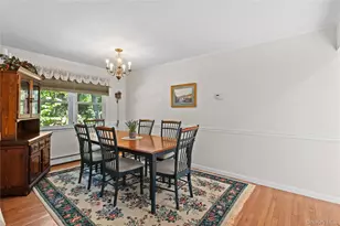 7 Cedarwood Ct, Setauket, NY 11733 - Photo 9