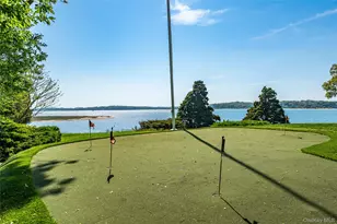 1350 W Cove Rd, Cutchogue, NY 11935 - Photo 7
