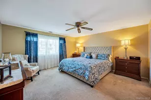 118 E Midland Pond Ct, Moriches, NY 11955 - Photo 17