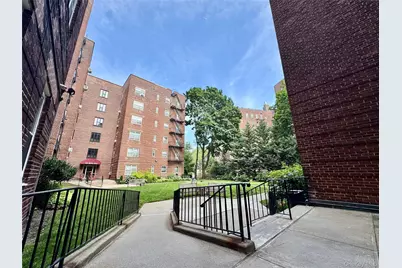 113-14 72nd Road #1M, Forest Hills, NY 11375 - Photo 17
